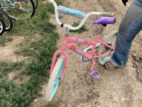 MOVELO RAZZLE PINK KIDS BIKE