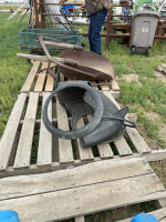 Rubber tire horse swing