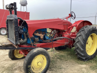 MASSEY TRACTOR