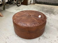 ROUND OTTOMAN - BROWN VINYL