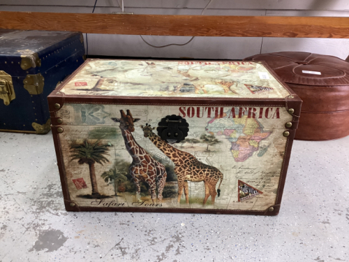 SMALL WOOD CHEST - “SOUTH AFRICA” THEME