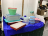 BOX OF TUPPERWARE & PLASTIC STORAGE CONTAINERS