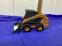 METAL CASE SKIDSTEER