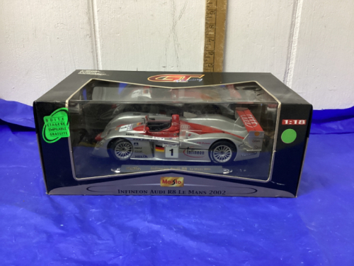 MAISTO DIE CAST INFINEON AUDI R8 LE MANS 2002