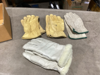 4 PAIR OF LIGHTLY USED MENS LEATHER GLOVES