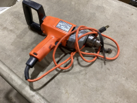 BLACK + DECKER CORDED 1/2” DRILL