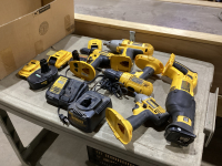 DEWALT CORDLESS TOOLS - 2 DRILLS, 2 IMPACTS, RECIP SAW 18V + 20V