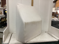 FOAM PILLOW WEDGE