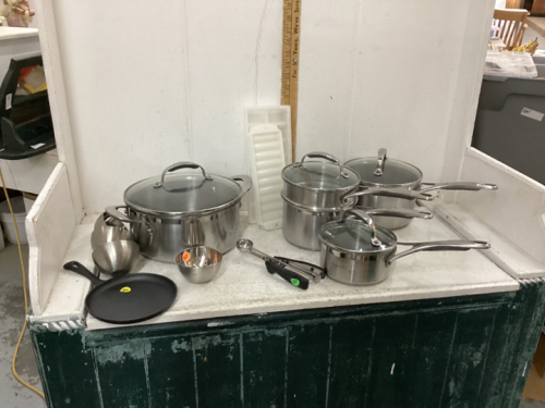 STAINLESS STEEL KITCHENAID POT SET