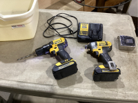 DEWALT CORDLESS DRILL AND IMPACT 20V