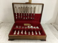 ONEIDA SILVERWARE IN WOOD CASE - SILVERPLATE