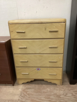 VINTAGE 4-DRAWER DRESSER