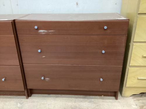 3-DRAWER DRESSER