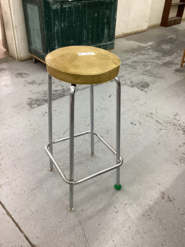 VINTAGE STOOL