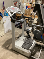 ADVANCE FIT VIBRATION MACHINE