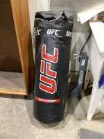 HEAVY UFC PUNCHING BAG WITH CENTURY WALL BRACKET