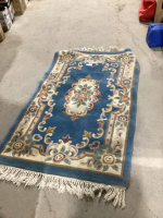 AREA RUG