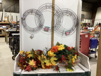 WREATH FORMS, ARTIFICIAL FLOWERS