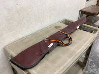 SOFT SIDED GUN CASE -PLEATHER BURGANDY COLOUR