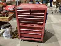 INTERNATIONAL ROLLING TOOL CHEST