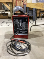 TRI STAR AC/DC WELDER 230 AMP WITH CABLES, HELMET, CHIPPING HAMMER