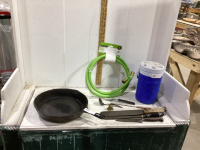 WAGNER WARE CAST IRON PAN, SMALL WATER JUG, OLD KNIVES, NEW LEADER HOSE