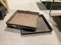 (2) LARGE SQUARE METAL PANS