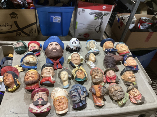 TOTE FULL OF PLASTER & CHALKWARE HEADS