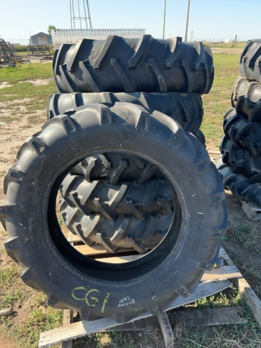 Five pivot tires