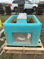 Concrete livestock waterer