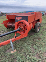 Massey Ferguson 124 square baler