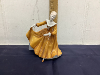 ROYAL DOULTON "PRETTY LADIES" FIGURINE - "KIRSTY"