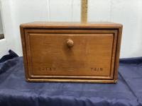 VINTAGE WOOD BREAD BOX