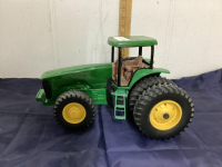 JD METAL DUALLY TRACTOR