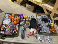 2 FLATS OF HALLOWEEN DECOR AND ACCESSORIES