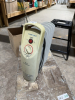 Mini oil heater