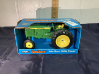 DIE CAST ERTL JD UTLILITY TRACTOR