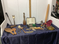 BOX W/ COLLECTIBLE KITCHEN & TOOL ITEMS - SILVER SPOONS, KNIVES IN CASE, CHEESE GRATER, CITRUS JUICER, OLD TOOLS ETC