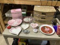 WICKER STORAGE UNIT, SHIRLEY TEMPLE MOVIE + PLATE, HEART DECOR