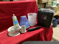 BOX W/HUMIDIFIER, GARBAGE CAN + PAPER SHREDDER