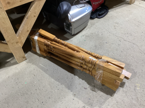 BUNDLE OF STAIR SPINDLES