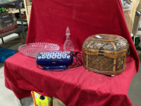 DECORATIVE CHEST, DECANTER, DECORATIVE BOWL, ELECTRIC HAIR CURLERS