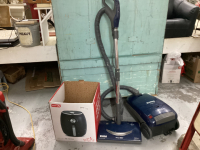 KENMORE CANISTER VACUUM