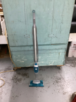 SWIFFER BISSEL ELECTRIC FLOOR MOP