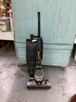 OLD KIRBY 2000 UPRIGHT VACUUM