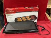 SUNBEAM ELECTRIC GRILL