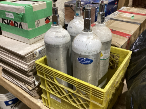 4 OXYGEN MEDI GAS BOTTLES