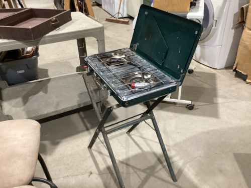 COLEMAN CAMP STOVE WITH STAND