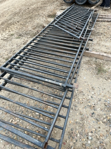 Quantity of steel railing