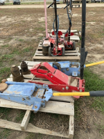 Miscellaneous pallet of jacks